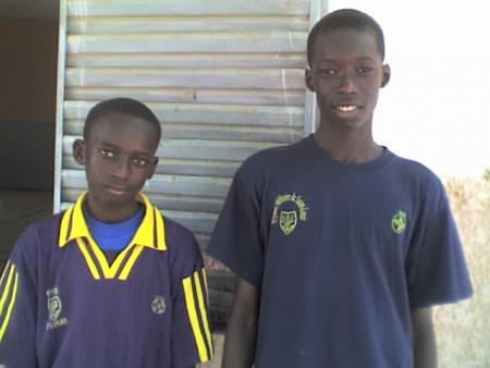 Pong mback and Maboulo